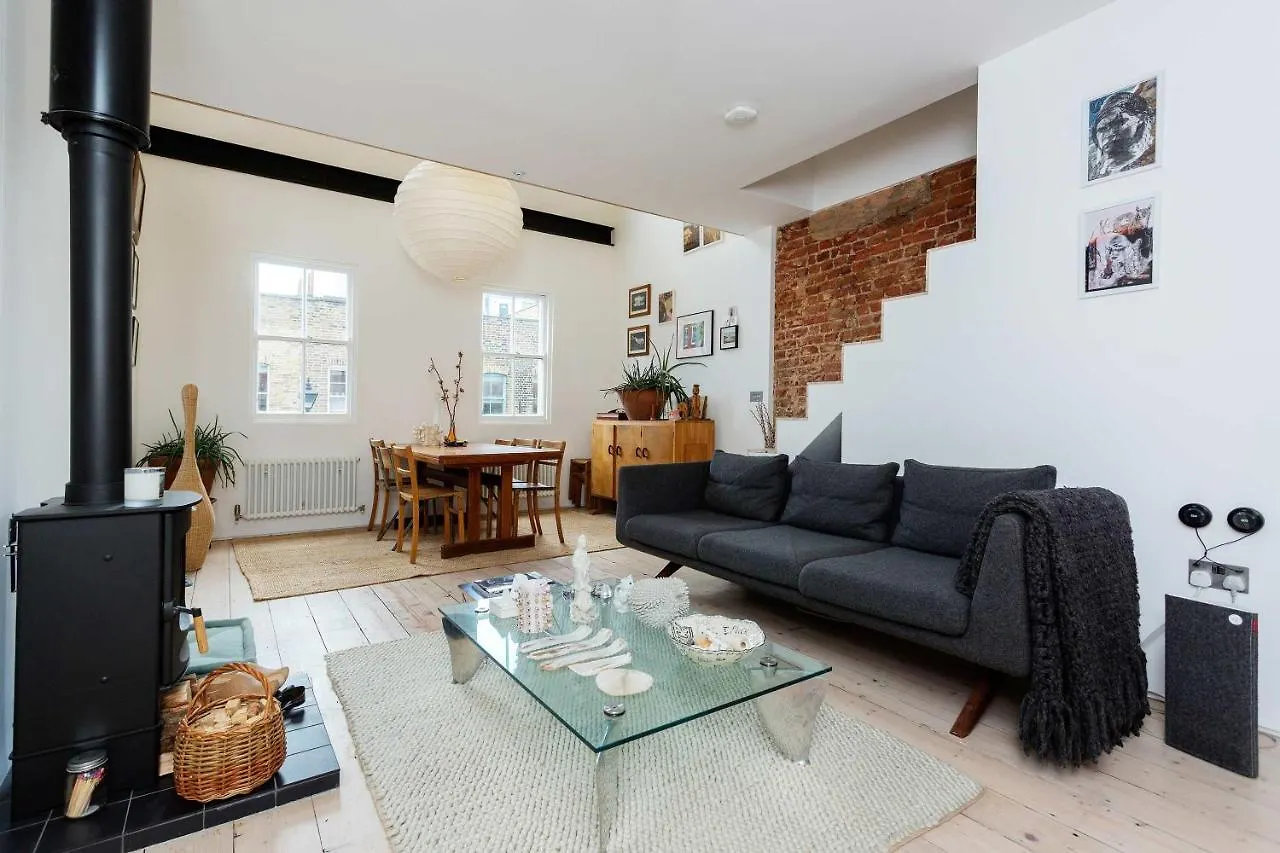 Veeve - The Brickworks Villa London